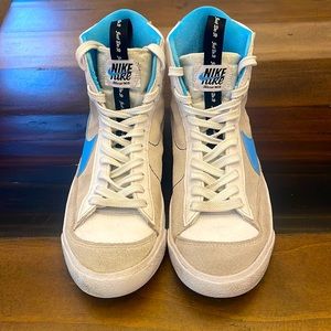 Nike Blazer . Light blue/ white good condition